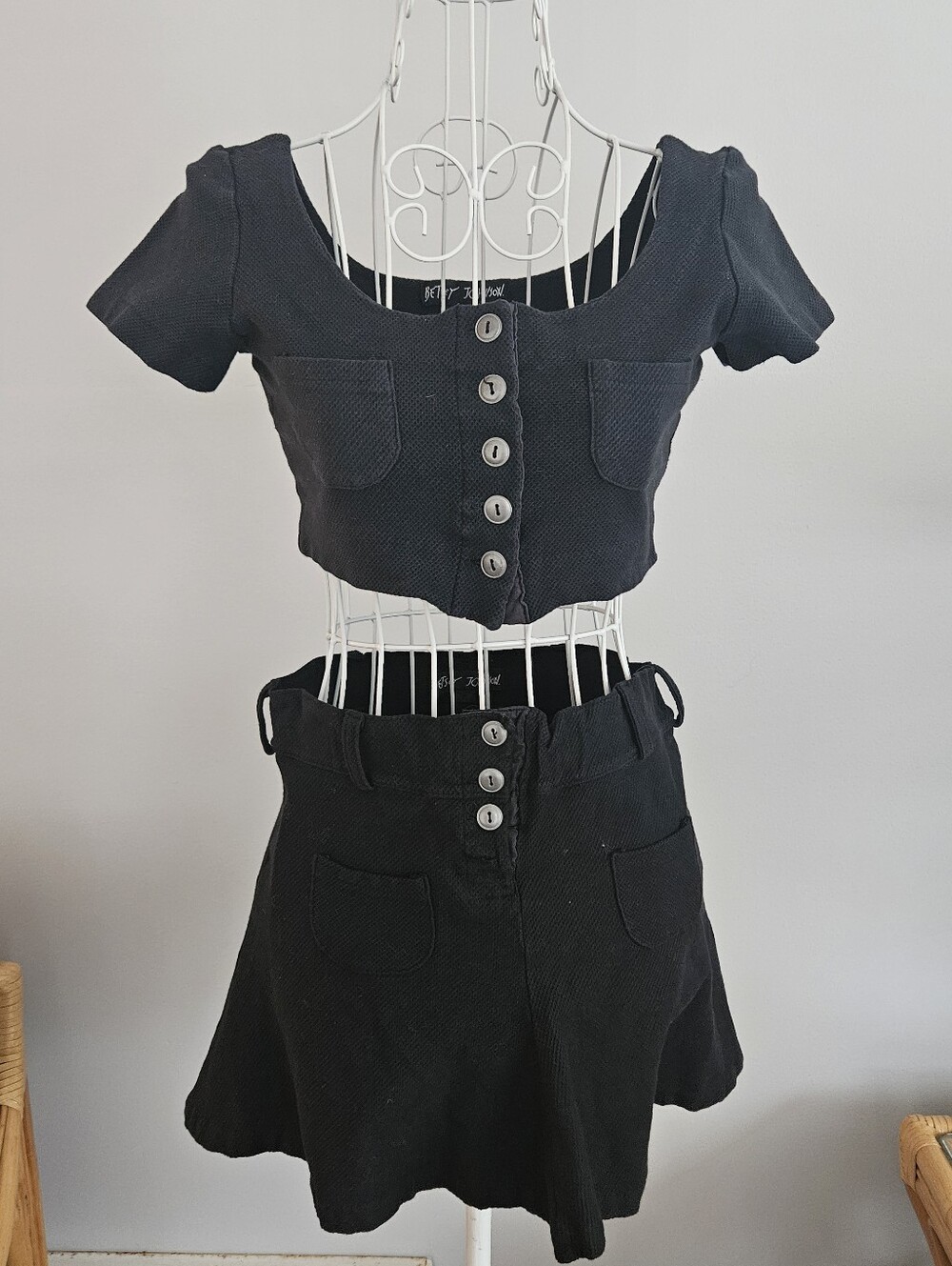 Rare Vintage Betsey Johnson Black 2 Piece Crop Top Skirt Set Y2K